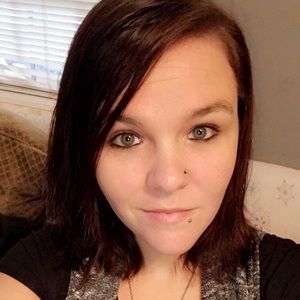 Meet your Posher, Candice